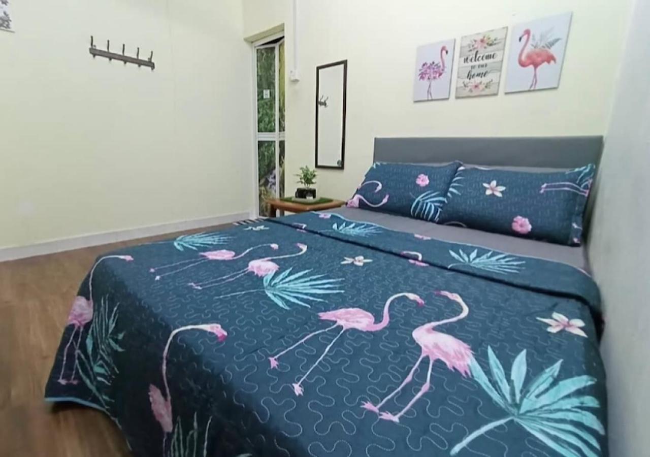Roomstay Kuala Nerus Gated Parking Kuala Terengganu Bagian luar foto
