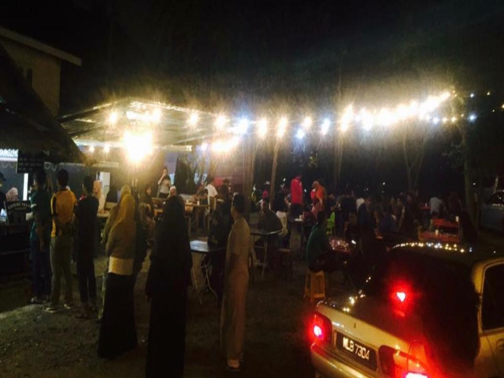 Roomstay Kuala Nerus Gated Parking Kuala Terengganu Bagian luar foto