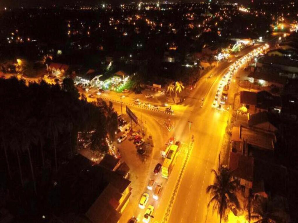 Roomstay Kuala Nerus Gated Parking Kuala Terengganu Bagian luar foto